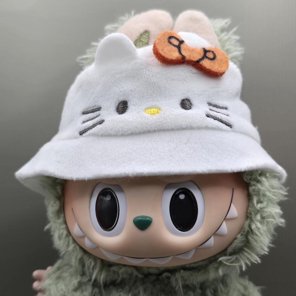 Labubu Clothes - The Monsters - Hello Kitty Sanrio Bucket Hat